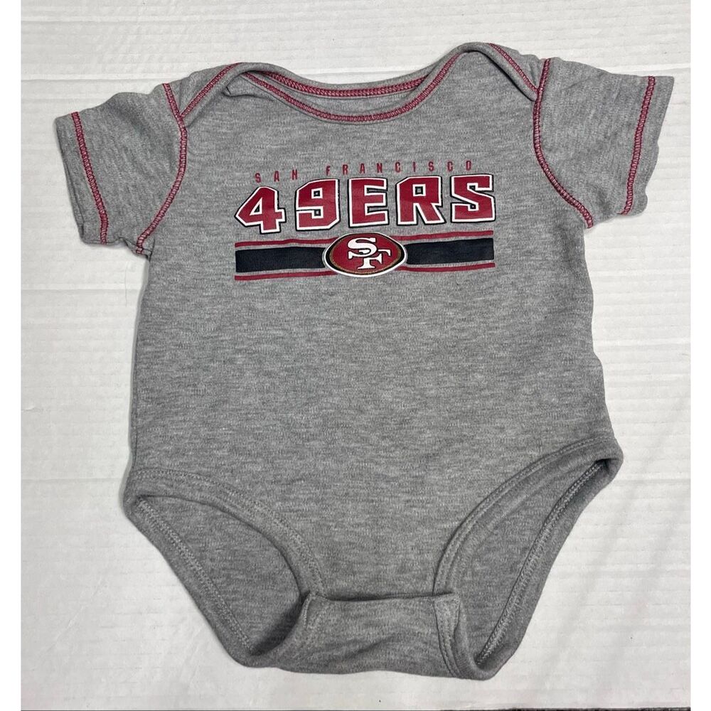 Team Apparel Gray SF 49ers Bodysuit   Boys Size 12 Months